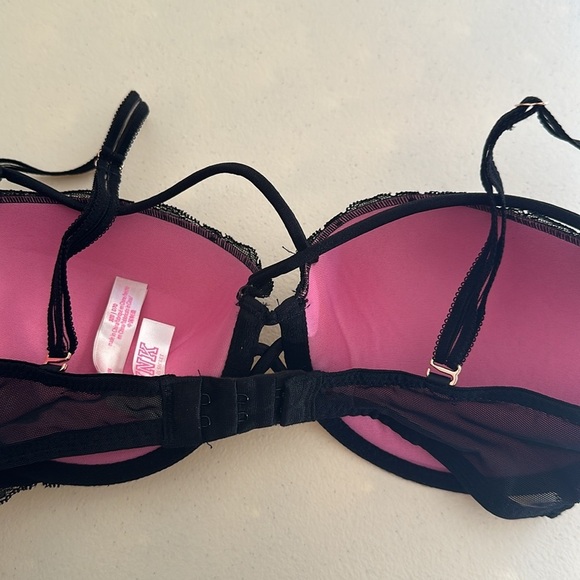 Pink bra - Picture 4 of 5